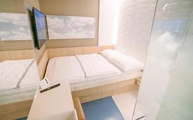 My Cloud Transit Hotel - Guests With International Flight Only!